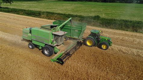 Deutz Fahr Topliner 4080 HTS Combine Harvester Unloading W Flickr