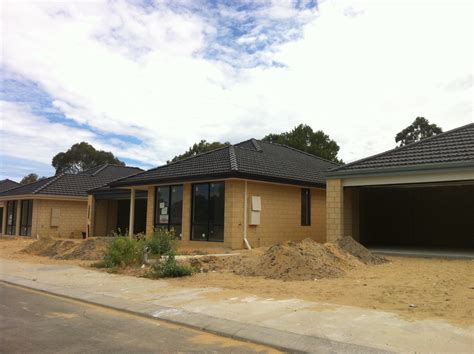 Wattle Grove -nearing completion - Investors Edge Real Estate