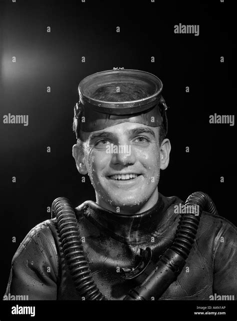 Diver Man Vintage Black And White Stock Photos And Images Alamy