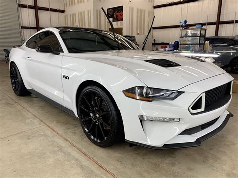 White Mustang Caliper Color Opinions Page 5 2015 S550 Mustang Forum Gt Ecoboost Gt350