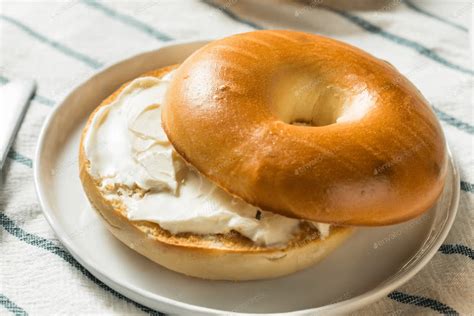 Bagel With Cream Cheese