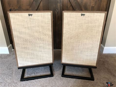 Klipsch Heresy Iv Pair In Distressed Oak With Deer Creek Type B Stands