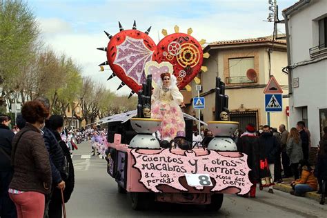 El Concurso Regional De Carrozas Y Comparsas De Villarrubia De Los