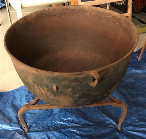 Vintage Antique Cast Iron Footed Stand Cauldron Pot Kettle Cast