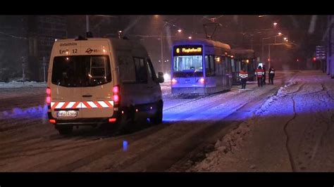 In Bremen Ist Eine Stra Enbahn Der Linie Entgleist