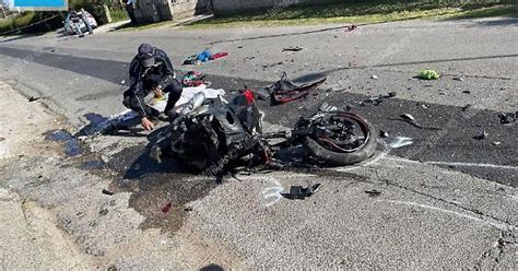 Tragedia In Via Del Genio Civile Incidente Tra Moto E Auto Muore Un