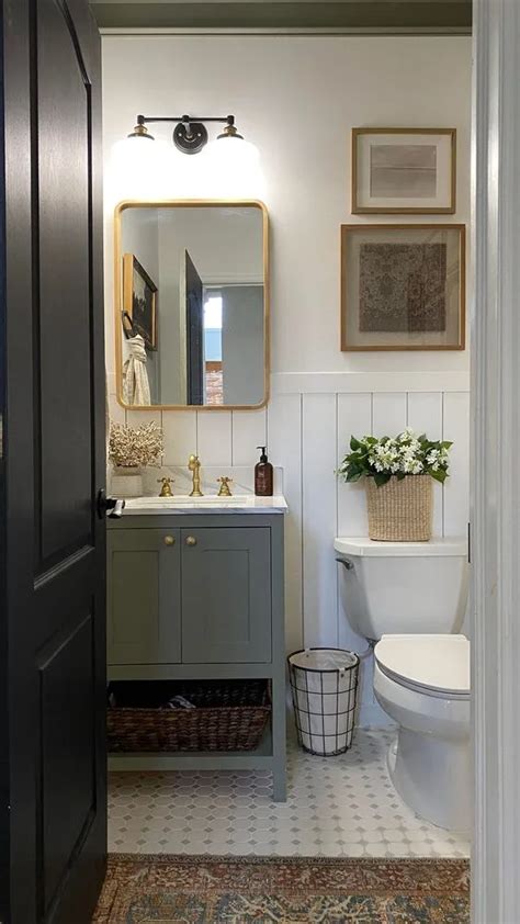 How To Choose Paint Colors For A Small Bathroom With No Windows