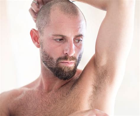 Épilation laser pour homme Comment se débarrasser de la barbe en toute