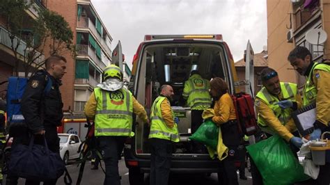 Intoxicadas 12 Personas Por Inhalación De Humo En Un Incendio En San Blas