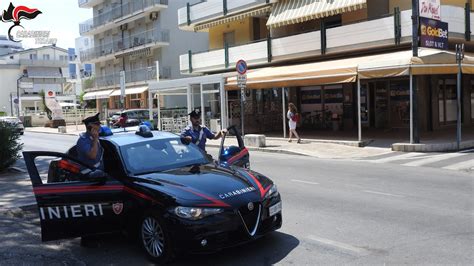 Alba Adriatica Carabinieri Recuperano Veicoli Rubati Intensi I