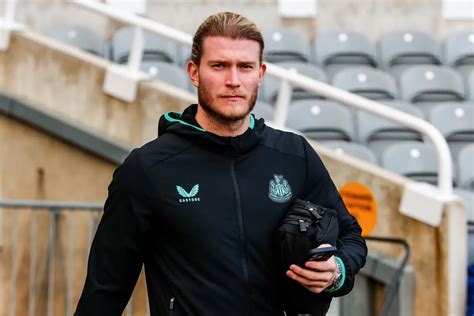 Loris Karius De Nouveau Titulaire En Ligue Des Champions C1 Gr F