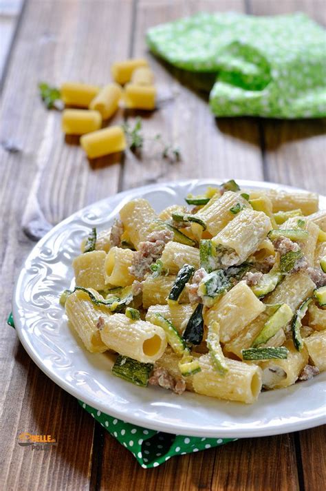 Pasta Con Zucchine E Salsiccia Cremosa E Semplicissima Ricetta