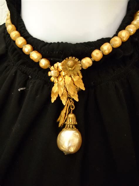 Early Miriam Haskell Faux Pearl Necklace | Collectors Weekly