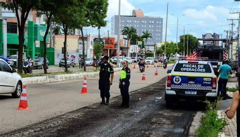 Prefeitura realiza intervenções na avenida Presidente Dutra