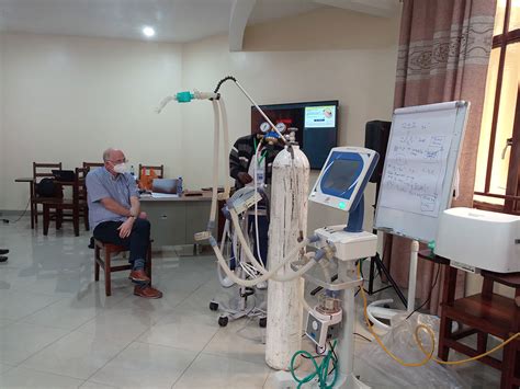 Formation sur lutilisation des équipements biomédicaux intervenant