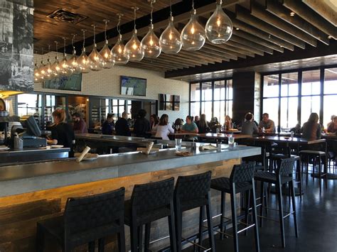 Exploring St. Louis One Meal at a Time: Prasino (St. Charles) | Arch