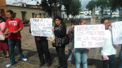 Se suman padres de familia a movilizaciones en el Centro Histórico