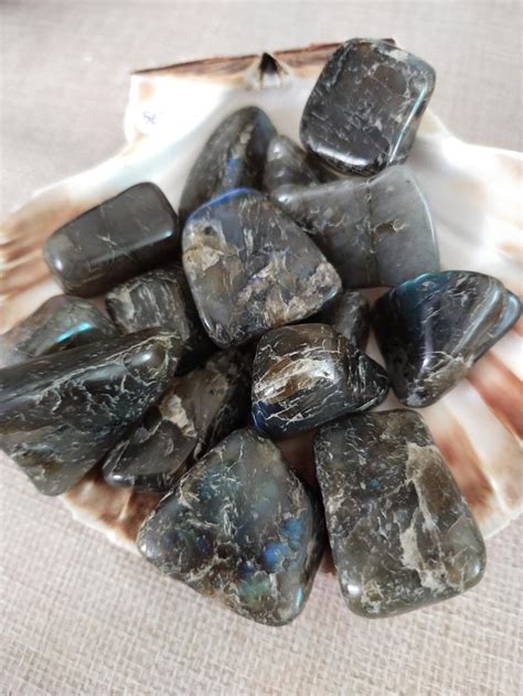 Pierre Roulée Labradorite Extra