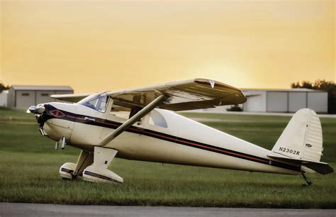 RUTAN "LONG-EZ" - Plane & Pilot Magazine