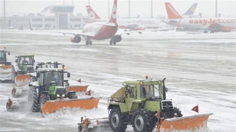 Schnee In M Nchen Wien Flug Gestrichen Oe At