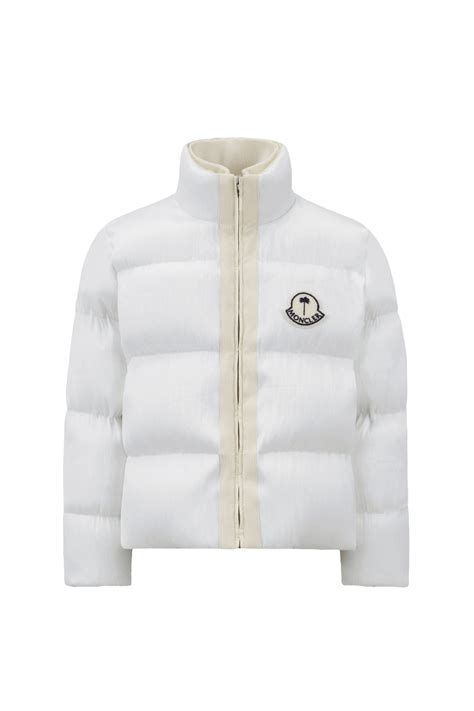 先鋒羽絨品牌再度發功握手潮牌MONCLER MAYA 70 與 PALM ANGELS 合作系列將於 10 月中旬推出 MING S