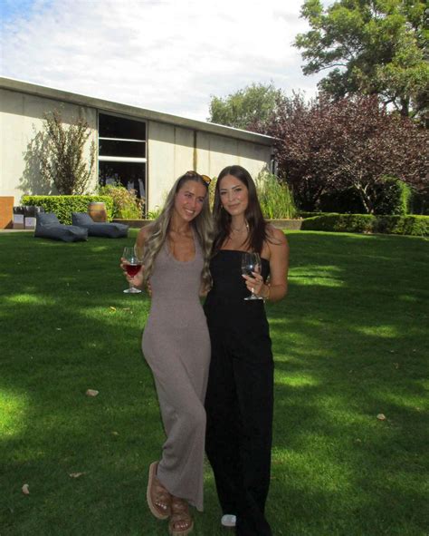 Ruby Walker (@rubeswalker) • Instagram photos and videos