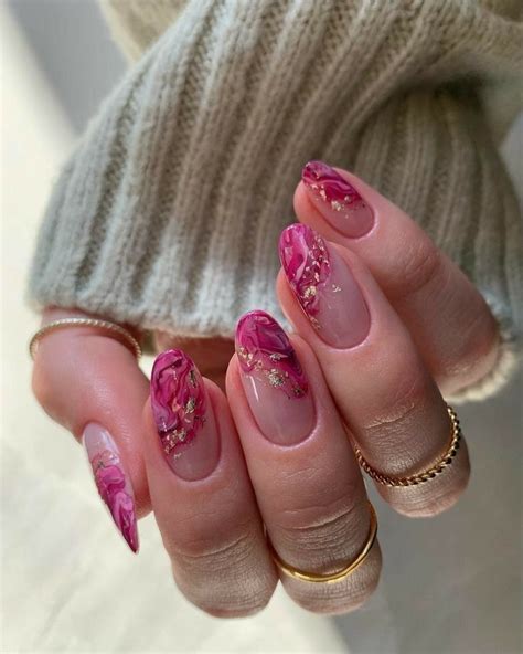 Fa A Uma Renda De Mil Design De Unhas E Seja Uma Nail Design De