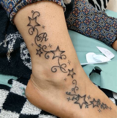 Bildergebnis F R Tatouage F E Cheville Star Foot Tattoos Foot