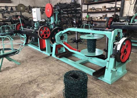 Normal Double Twisted Barbed Wire Mesh Fence Making Machine With High Speed