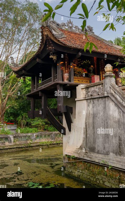 La Pagoda De Un Pilar En Los Jardines Del Mausoleo Ho Hi Minh Hanoi