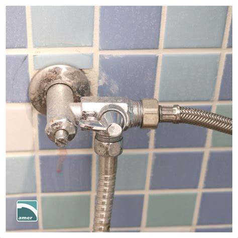 how to install a shut off valve on a toilet