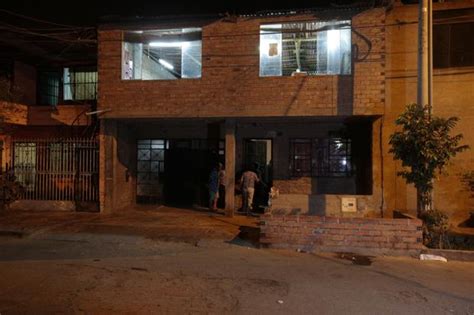 Comas Asesinan A Hombre A Balazos Dentro De Un Sal N De Billar En