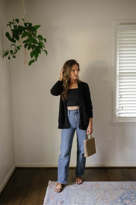 Seattle Packing List + Vacation Outfits - Stitch & Salt