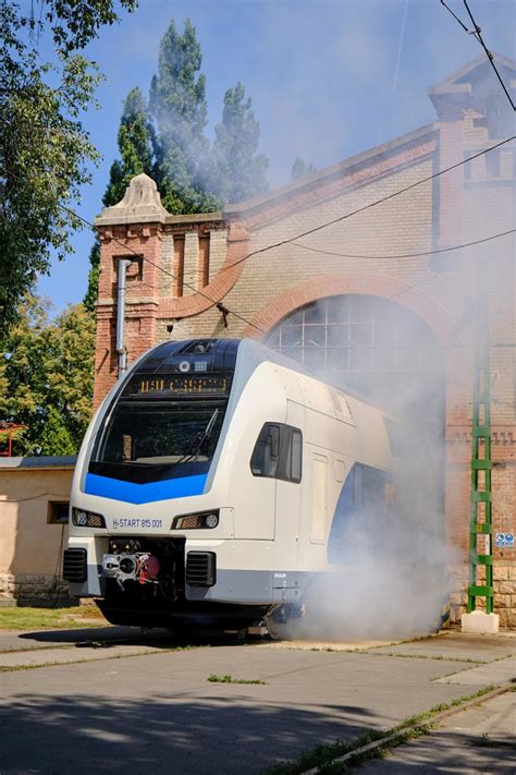 Hungarian Railways Gets Its First Stadler KISS | Railway-News