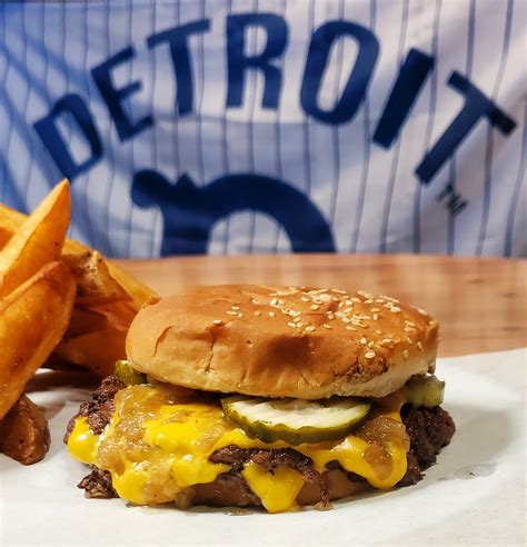 SanDiegoVille: Angry Pete's Pizza To Replace Tin Fish Seafood ...