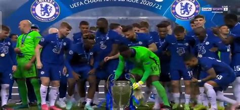 Chelsea Lift Ucl Trophy On Final Video Dailymotion