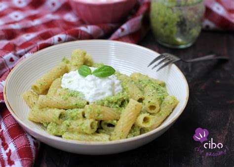 Pasta Con Pesto Di Broccoli E Stracciatella Cibo Che Passione