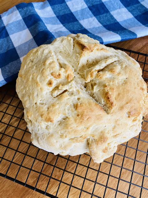 How To Make Traditional Aussie Damper Mrsfoodiemumma