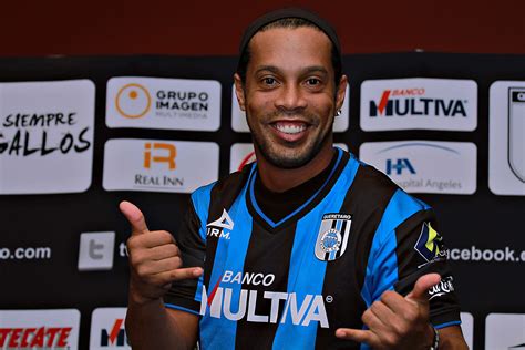 Ronaldinho Se Retira Del F Tbol