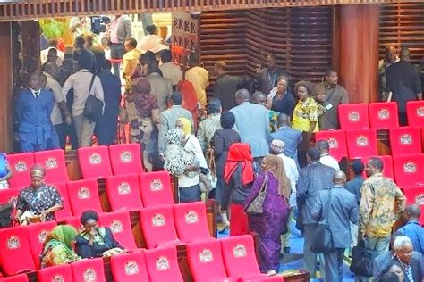 bungeni dodoma chenge awatibua upinzani wasusa global publishers