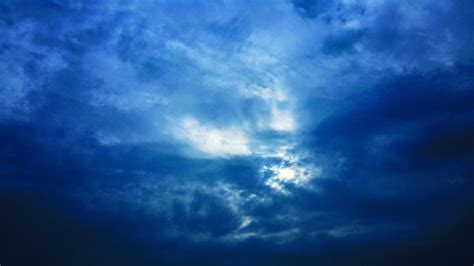 Céu Nublado Azul · Foto profissional gratuita