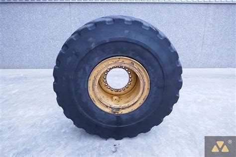 Delta Machinery Michelin 26 5R25 Cat 966 972 Rim