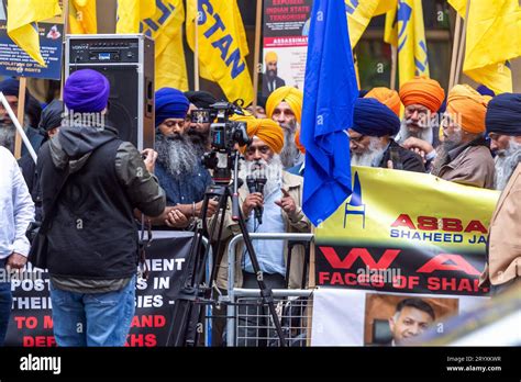 Londra Regno Unito Ottobre I Manifestanti Sikh Protestano Al