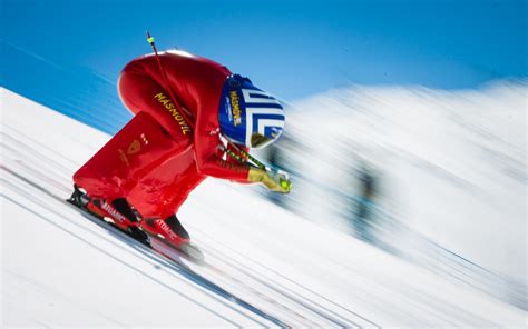 Photo essay: Inside the daredevil world of skiing's fastest sport ...