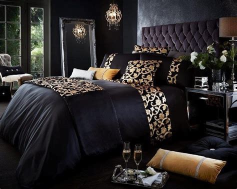 Black And Gold Bedroom Ideas