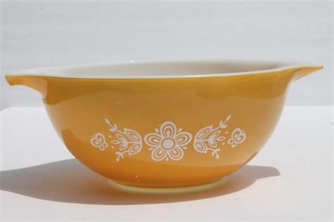 butterfly gold Pyrex mixing bowls lot, instant collection of vintage Pyrex