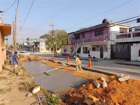 Rehabilitan Calles De La Zona Costera En Coatzacoalcos