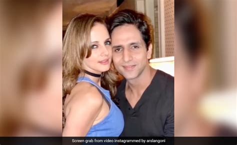 ऋतिक रोशन की एक्स वाइफ Sussanne Khan के 44वें बर्थडे पर बॉयफ्रेंड ने खास अंदाज में किया विश