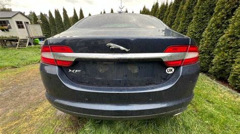 Jaguar Xf Lift Lampa Tylna W B Otnik W Klap Chrom Wi Zka Klapy Uszcze