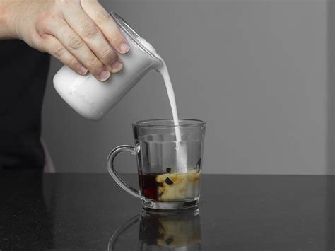 Como Fazer Leite Cremoso Espuma Em Casa O Leite Vaporizado De